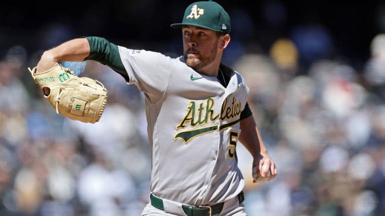 Jeffrey Springs lanza una joya.