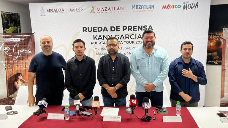 Autoridades y organizadores anuncian conciertos de Kany García en Mazatlán.