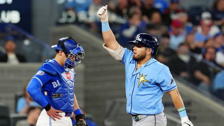 Jonathan Aranda tuvo un lunes bastante productivo para los Rays.