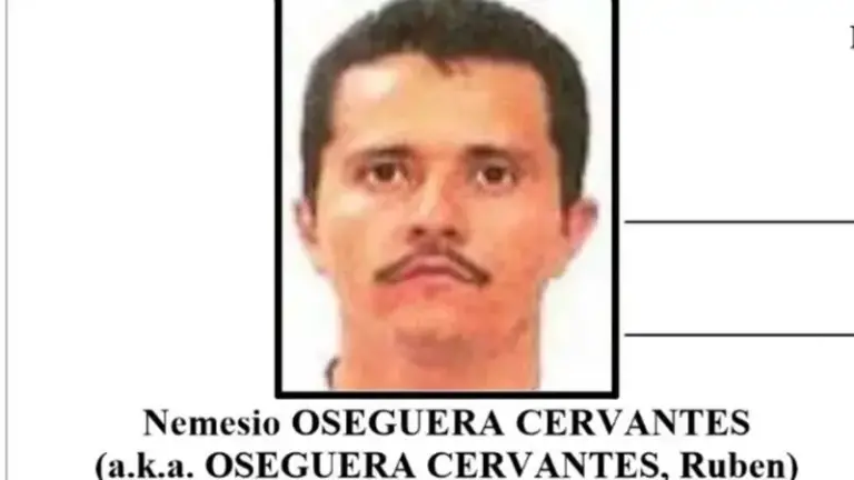Autoridades federales confirmaron la muerte de “El Mencho” tras enfrentamientos durante un operativo en Tapalpa, Jalisco.
