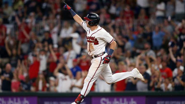 Austin Riley recibió extensión de contrato de los Bravos de Atlanta.