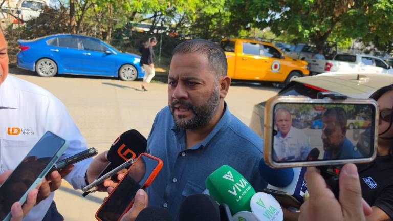 Moisés Ríos Pérez, Secretario del Ayuntamiento de Mazatlán, confirma la llegada de mas elementos del Ejercito.