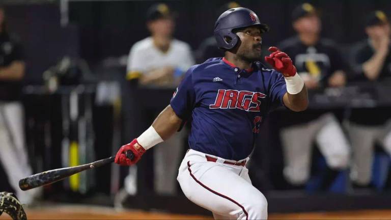 Miles Simington buscará ser ese bateador explosivo que le hace falta a Venados de Mazatlán.