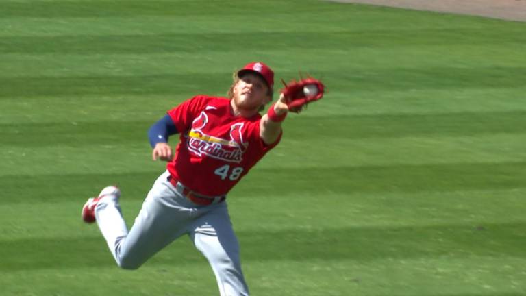 Cardenales de San Luis inhabilitan a Harrison Bader