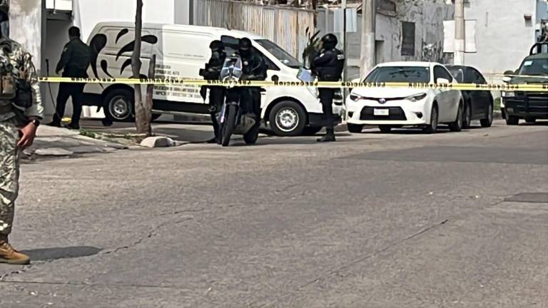 Marco Antonio fue atacado a balazos mientras realizaba trabajos de limpieza en el Centro de Culiacán.