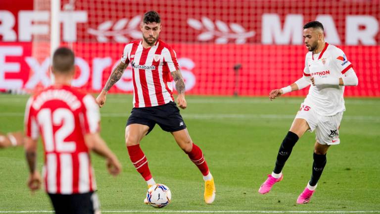 Athletic Bilbao congela las ilusiones del Sevilla