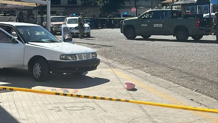 Josué Rafael “N” fue identificado como el automovilista asesinado a balazos en la colonia Miguel Hidalgo.
