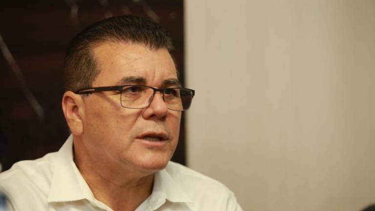 Édgar González Zataráin esperará a diciembre para decidir si ir o no por la candidatura de la Presidencia Municipal de Mazatlán.