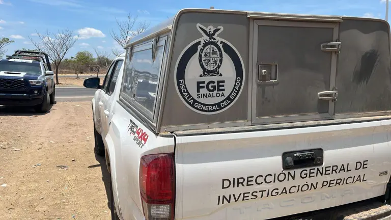 Autoridades aseguraron el perímetro del hallazgo para hacer el levantamiento del cuerpo.