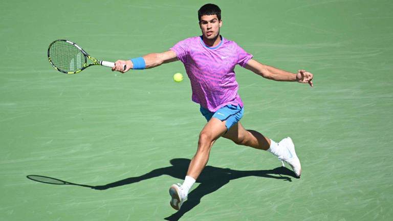 Carlos Alcaraz se alista para Indian Wells.