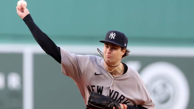 Cam Schlittler brilla en Fenway y Yanquis barren a Boston.