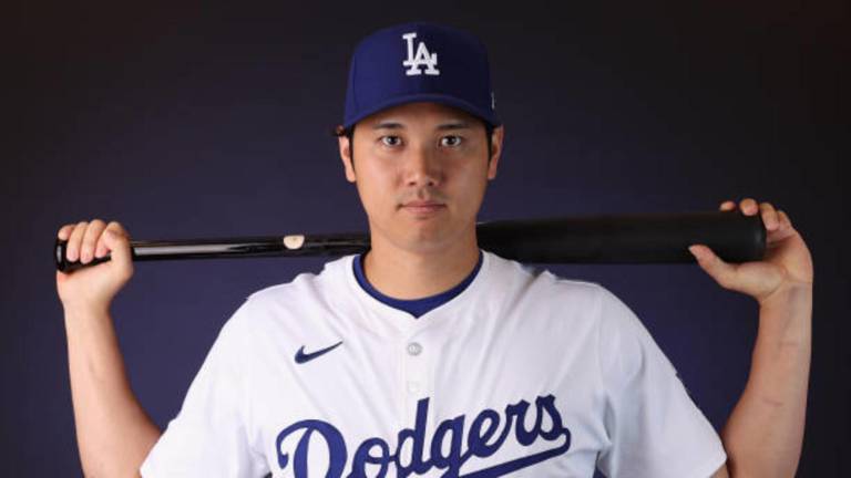 Shohei Ohtani se vestirá de Dodgers en un juego este martes.