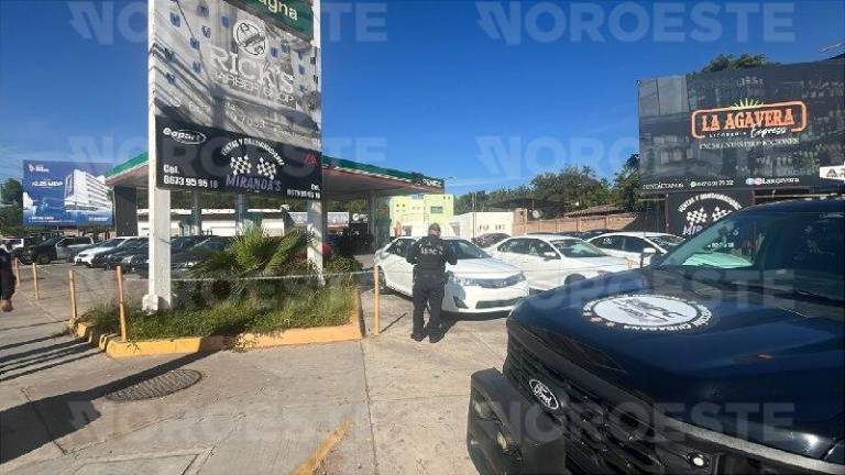 El ataque ocurrió en una gasolinera en desuso habilitada como lote de autos, en el sector Tres Ríos.