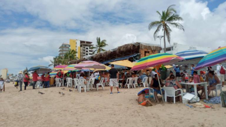 Mercado, playas y restaurantes siguen siendo los preferidos de los turistas en Mazatlán
