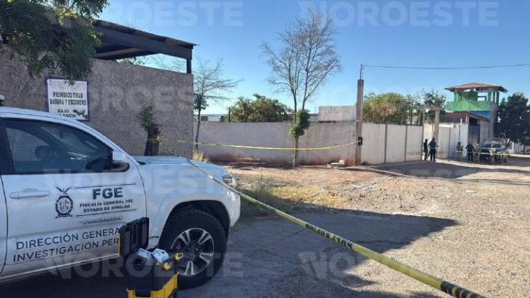 Autoridades de la Fiscalía General de Sinaloa iniciaron las investigaciones por los hechos del domingo.