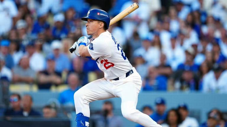 Tommy Edman rompe el empate.