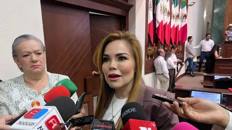 La Diputada local por el PRI Paola Gárate Valenzuela acusó que le han intentado retirar la protección federal.