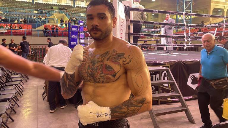 Elías Noé Rodríguez noqueó en el primer round al nayarita Luis Andrade.