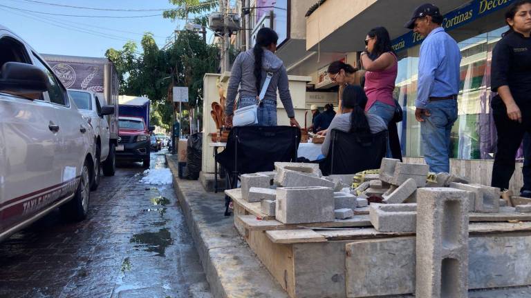 Zona frente al Mercado Pino Suárez donde supuestamente se instalarían medidores eléctricos para los locatarios.