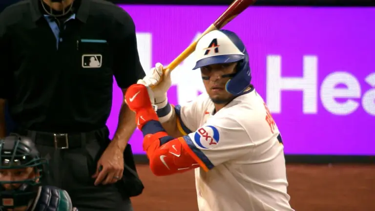Isaac Paredes remolcó la solitaria carrera de los Astros.