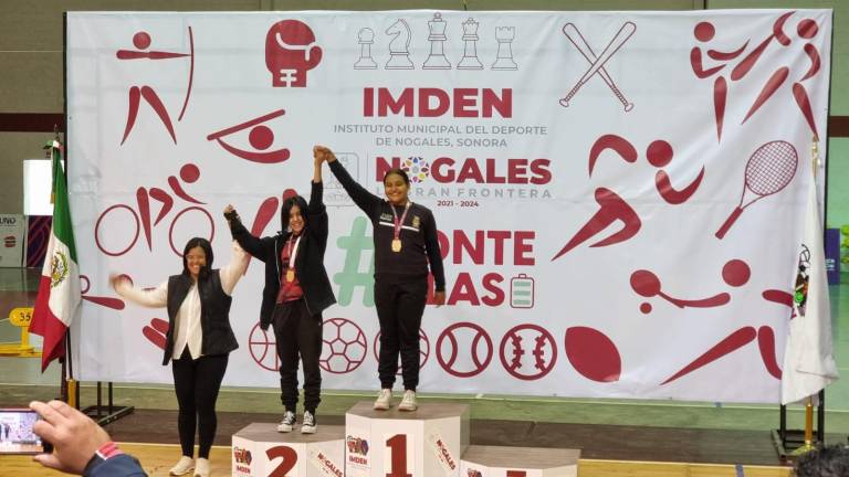 Sinaloenses atinan a seis medallas en Copa Grizzlies de Tiro con Arco