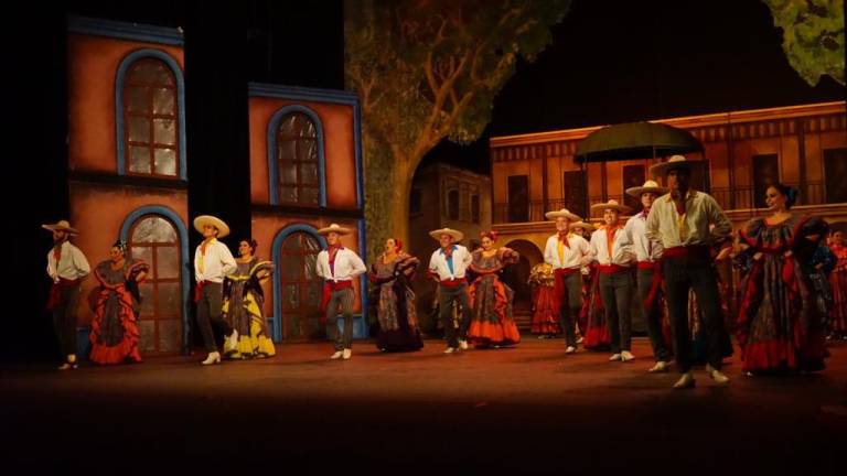Honran la cultura mexicana en el TAP de Mazatlán