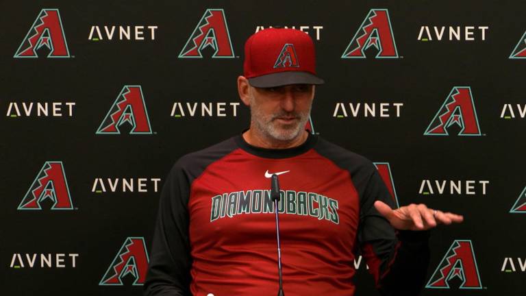Lovullo se disculpa con Counsell y los Cachorros tras aclaración de MLB.