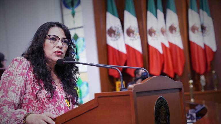 Verónica Bátiz se reintegró al Congreso del Estado después de haber solicitado licencia para separarse de sus funciones.