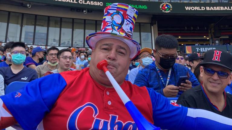 ‘El tipo de la corneta’, el fan de Cuba que se hizo sentir en Taichung