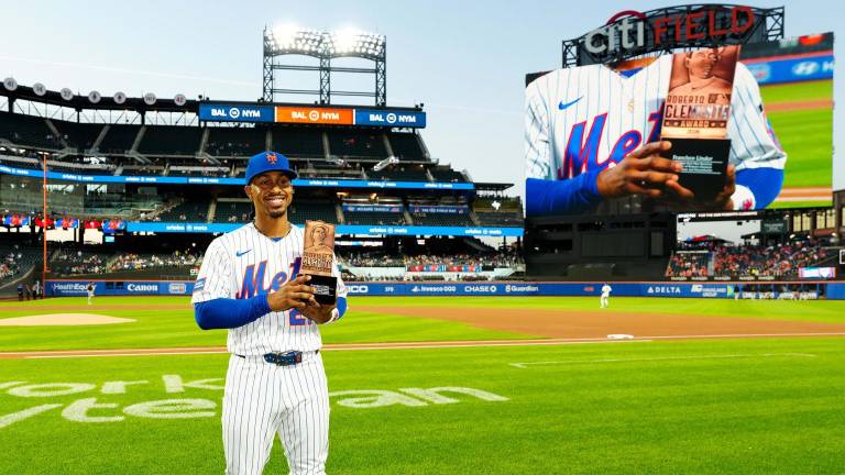 Francisco Lindor se adjudicó el Premio Roberto Clemente 2026.