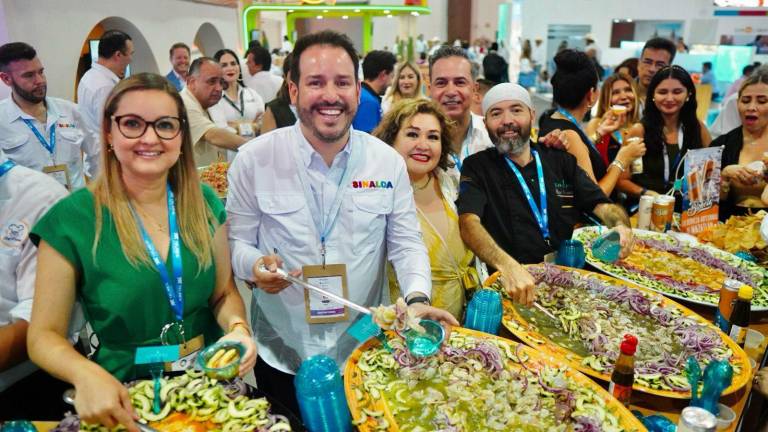 Deleita Sinaloa con su gastronomía y atractivos como Carnaval en el Tianguis Turístico en Acapulco