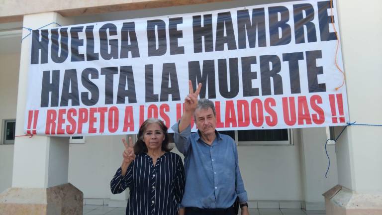 Huelga de hambre en la UAS, en la zona sur, contra la afectación de los derechos de los jubilados.