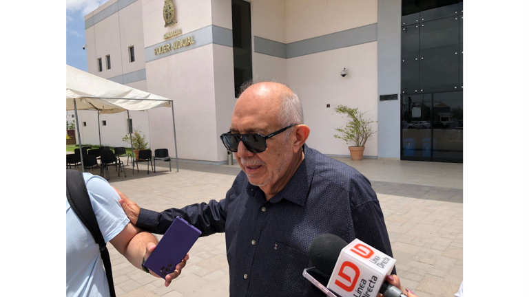 Luis Guillermo Benítez Torres declaró que él como Presidente Municipal no estaba a cargo del proceso de compra de los autos.