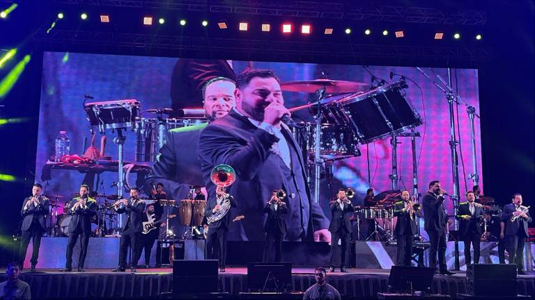 Abarrota la Banda MS el Estadio de Los Dorados en su regreso a Culiacán