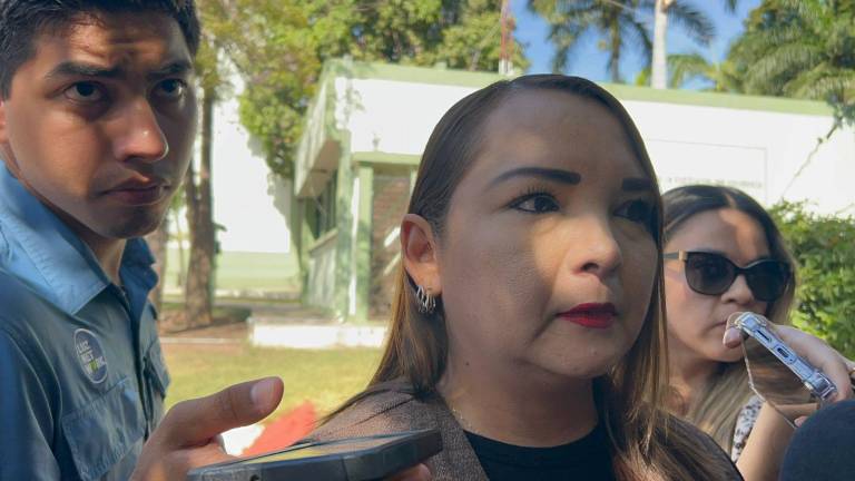 La Fiscal General de Sinaloa Claudia Zulema Sánchez Kondo habla de la situación del Vicefiscal Dámaso Castro.
