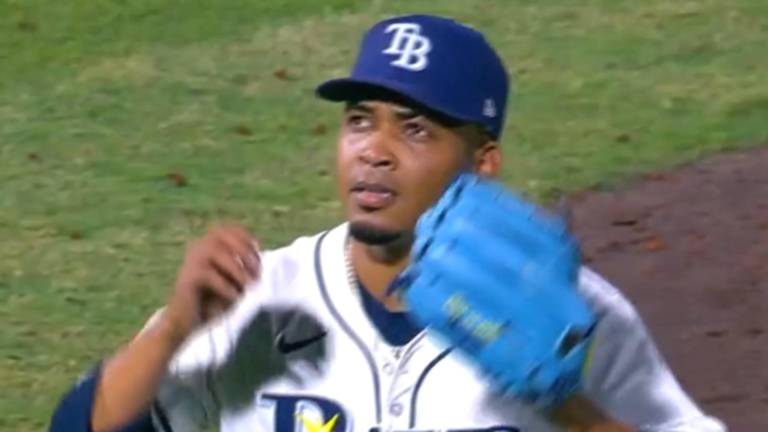 Rays confían en recuperación de Edwin Uceta, aunque su disponibilidad para el Día Inaugural sigue en duda.