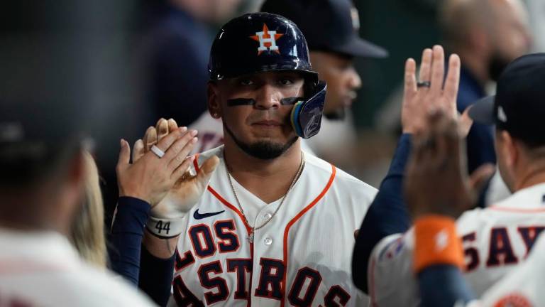 Isaac Paredes llegó a 22 jonrones para los Astros, que perdieron el encuentro ante los Bravos.