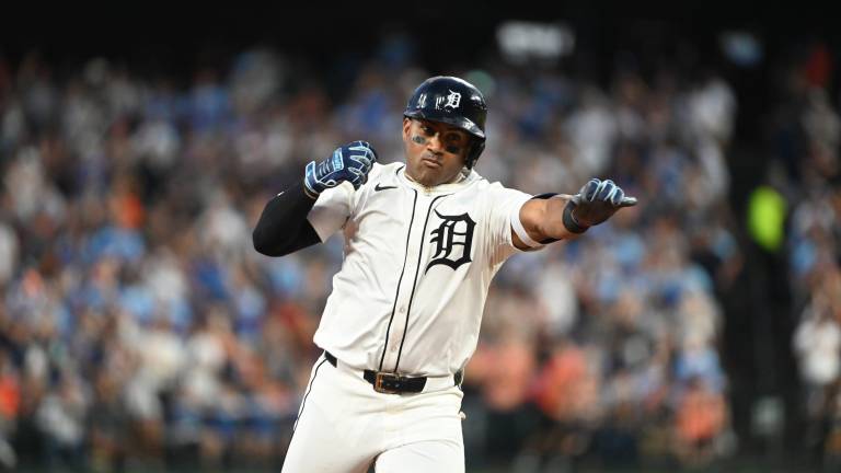 Los Dodgers de Los Ángeles acordaron un contrato de un año con Andy Ibáñez.