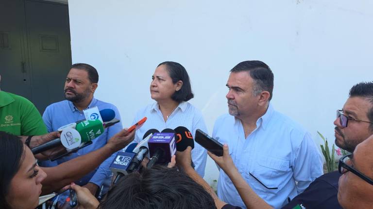 Autoridades de Mazatlán tras concluir la Mesa Regional de Seguridad.