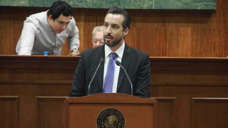 Gené René Bojórquez dijo que hay especulaciones alrededor de la jubilación de Juan José Ríos Estavillo.