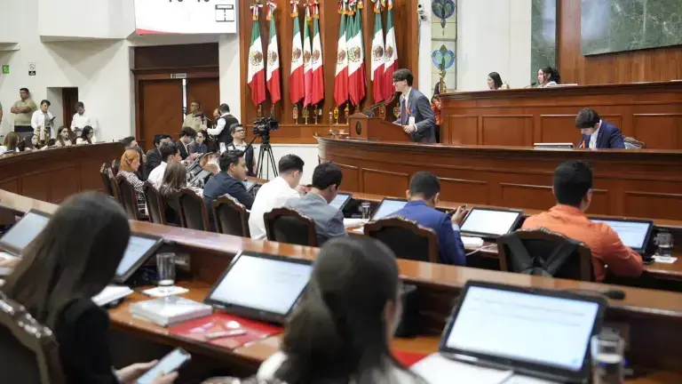 Comisión del Congreso aprueba dictamen para impulsar desarrollo económico de mujeres