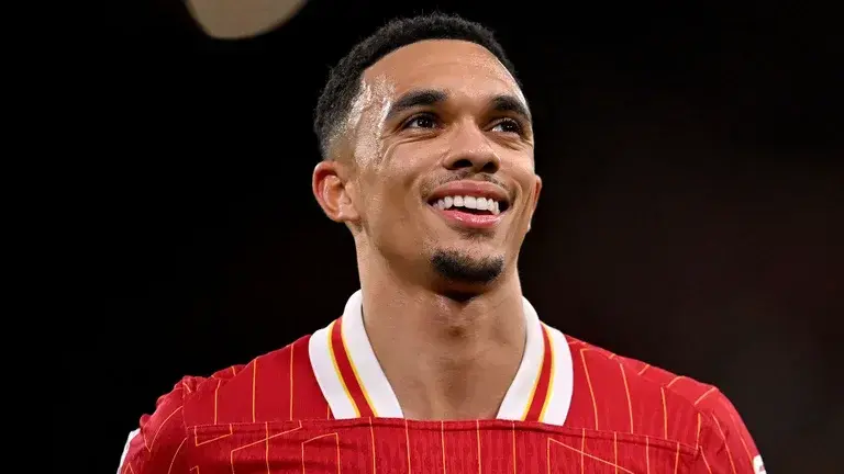 Trent Alexander-Arnold se une al Real Madrid por seis años