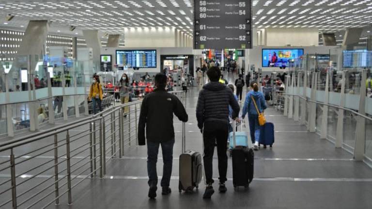 Reducirá Aeropuerto de CDMX el número de despegues y aterrizajes por hora a partir del 8 de enero
