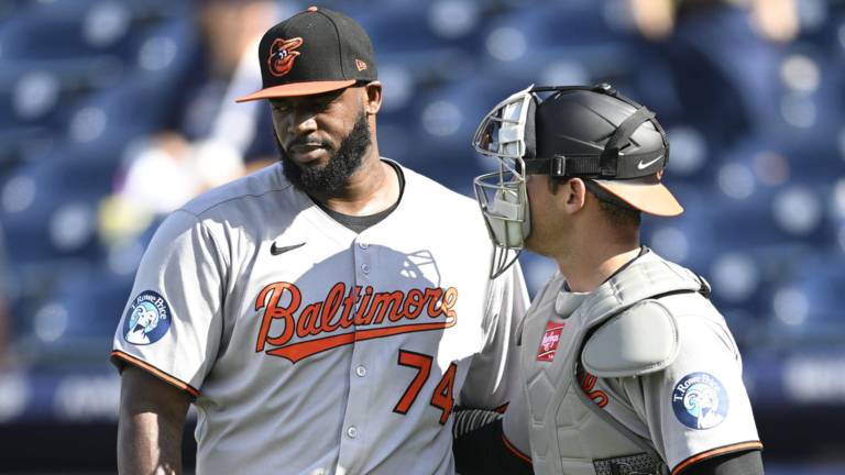 Félix Bautista planea volver con los Orioles en las próximas semanas.