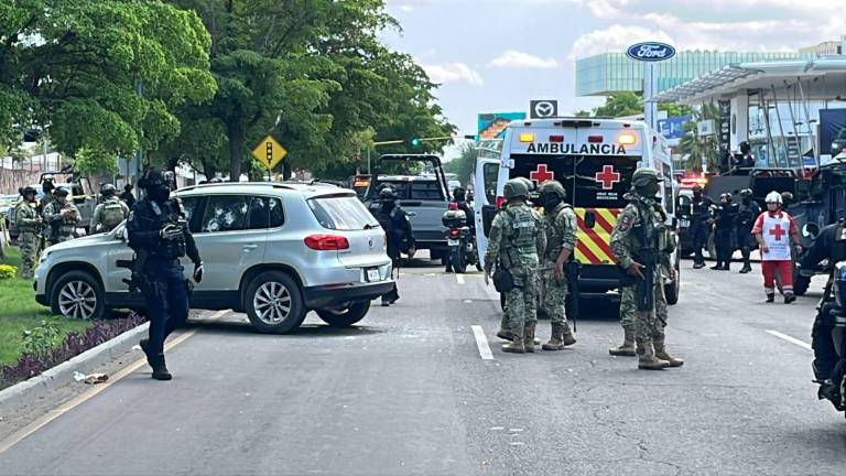 Elementos de corporaciones de seguridad han sido blanco de ataques armados en distintos municipios de Sinaloa.