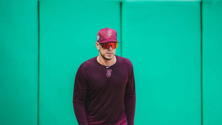 A dos días de que inicie la temporada 2025-2026 de la LMP, Joey Meneses reportó al campamento guinda.