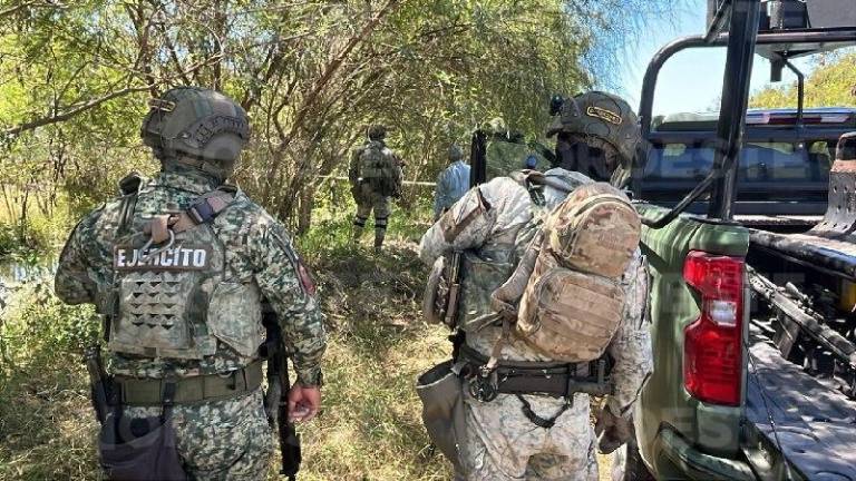 Colectivos de búsqueda hallan cuerpo en descomposición dentro de canal en Costa Rica.