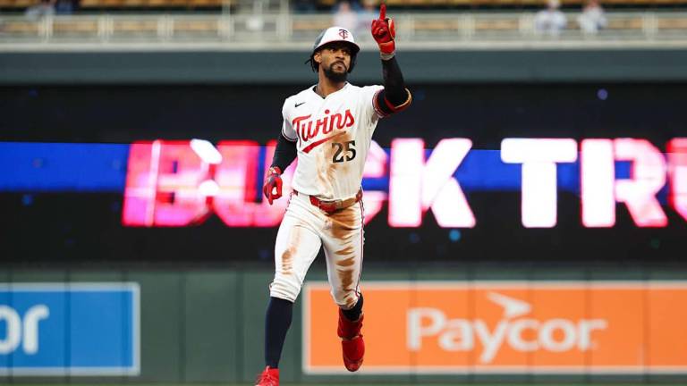 Byron Buxton sigue encendido a la ofensiva por los Mellizos.