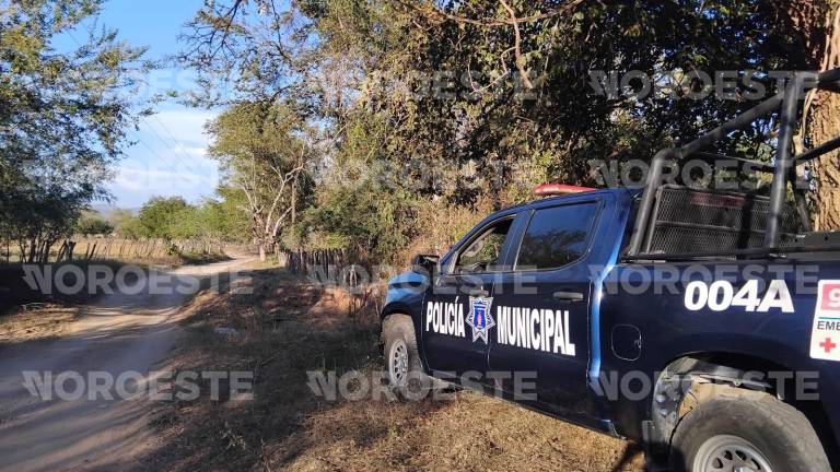 En la entrada al sitio se encuentra personal del Ejército Mexicano, Policía de Investigación del Estado y de la Comisión Estatal de Búsqueda.