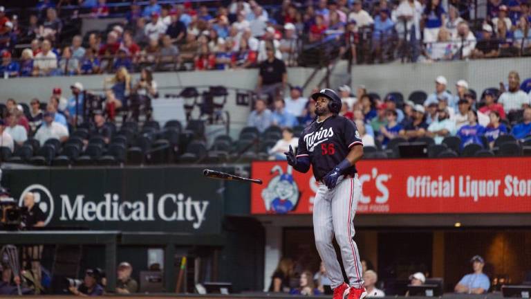 Josh Bell remolcó tres carreras para los Mellizos con un jonrón.